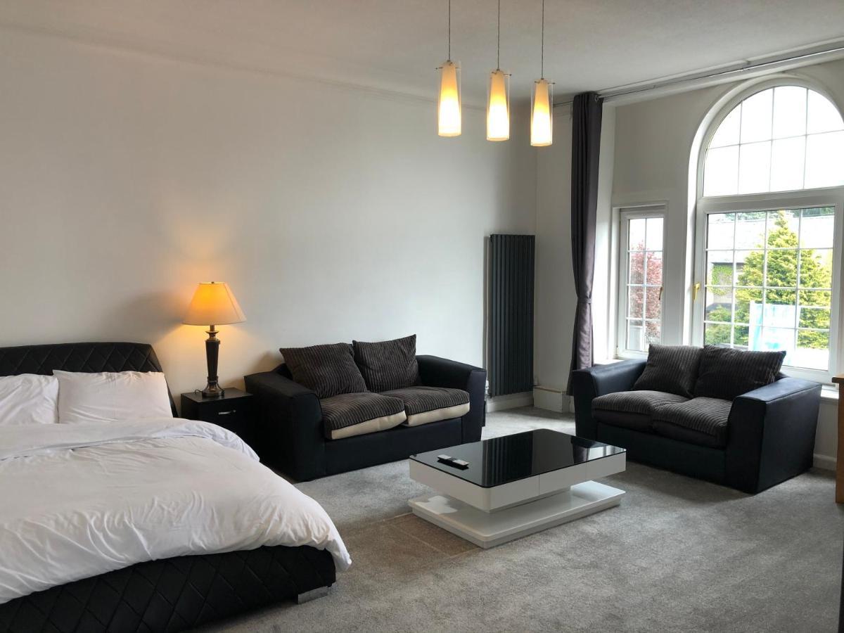 Appartamento Premier 2 Bed Flat C Broxburn Esterno foto