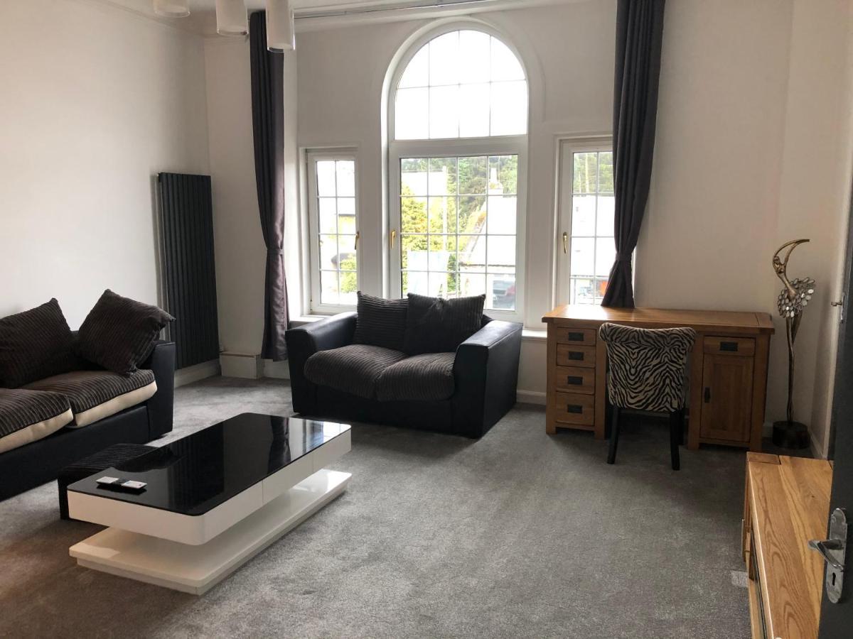 Appartamento Premier 2 Bed Flat C Broxburn Esterno foto
